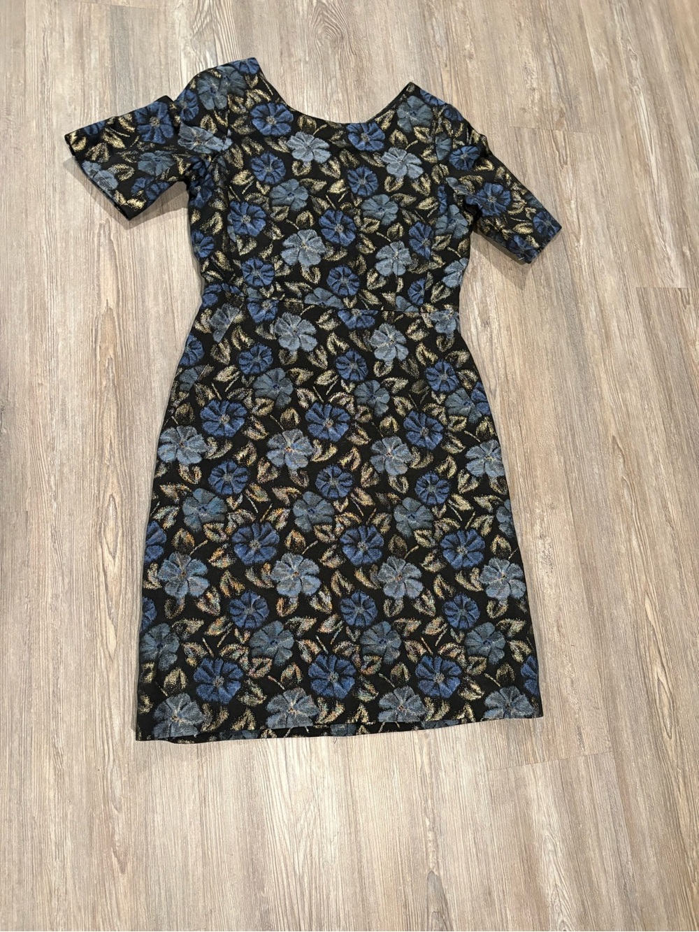 Vintage Brooks Brothers 6 Women’s Black Floral jacquard Dress with Blue Accents
